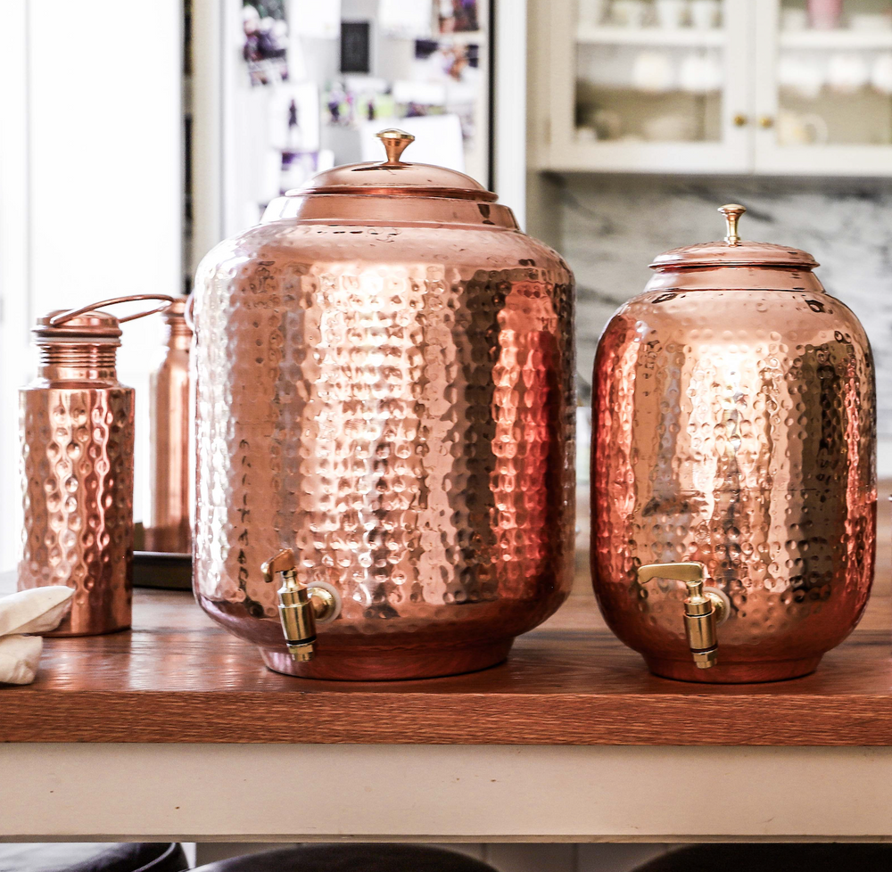 
                  
                    Copper Hammered 11L Water Tank
                  
                